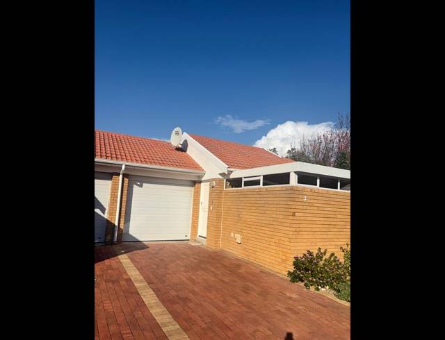 1 BEDROOM PROPERTY TO RENT IN SONSTRAAL HEIGHTS